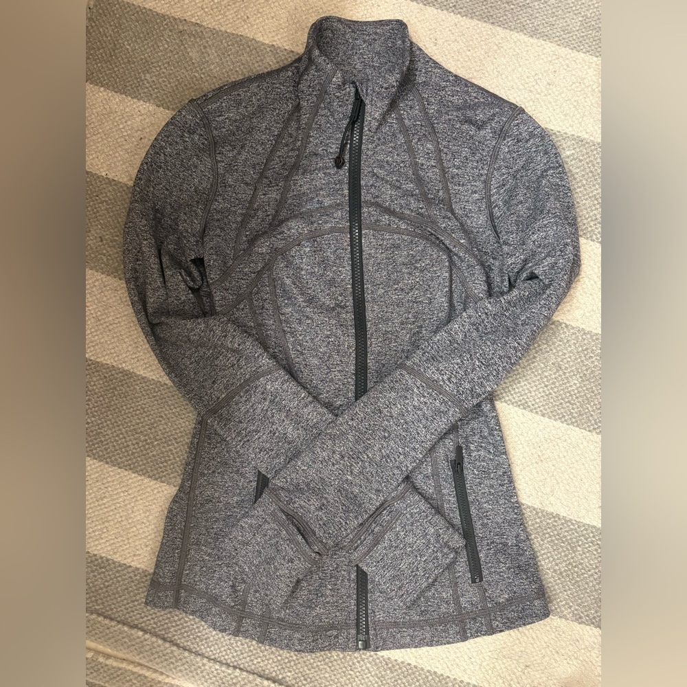 Lululemon define Heathered Gray Jacket